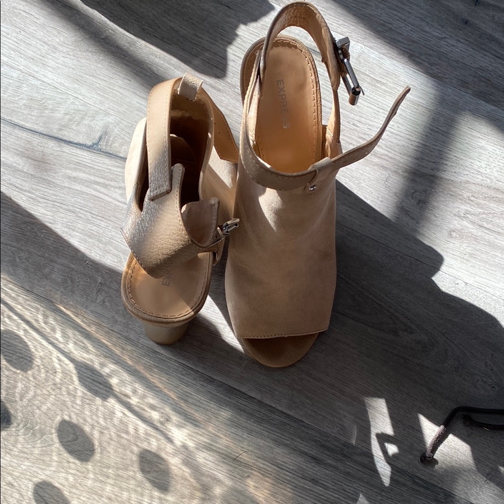 Express Tan Heels with Chunky Block Heel and Ankle Strap